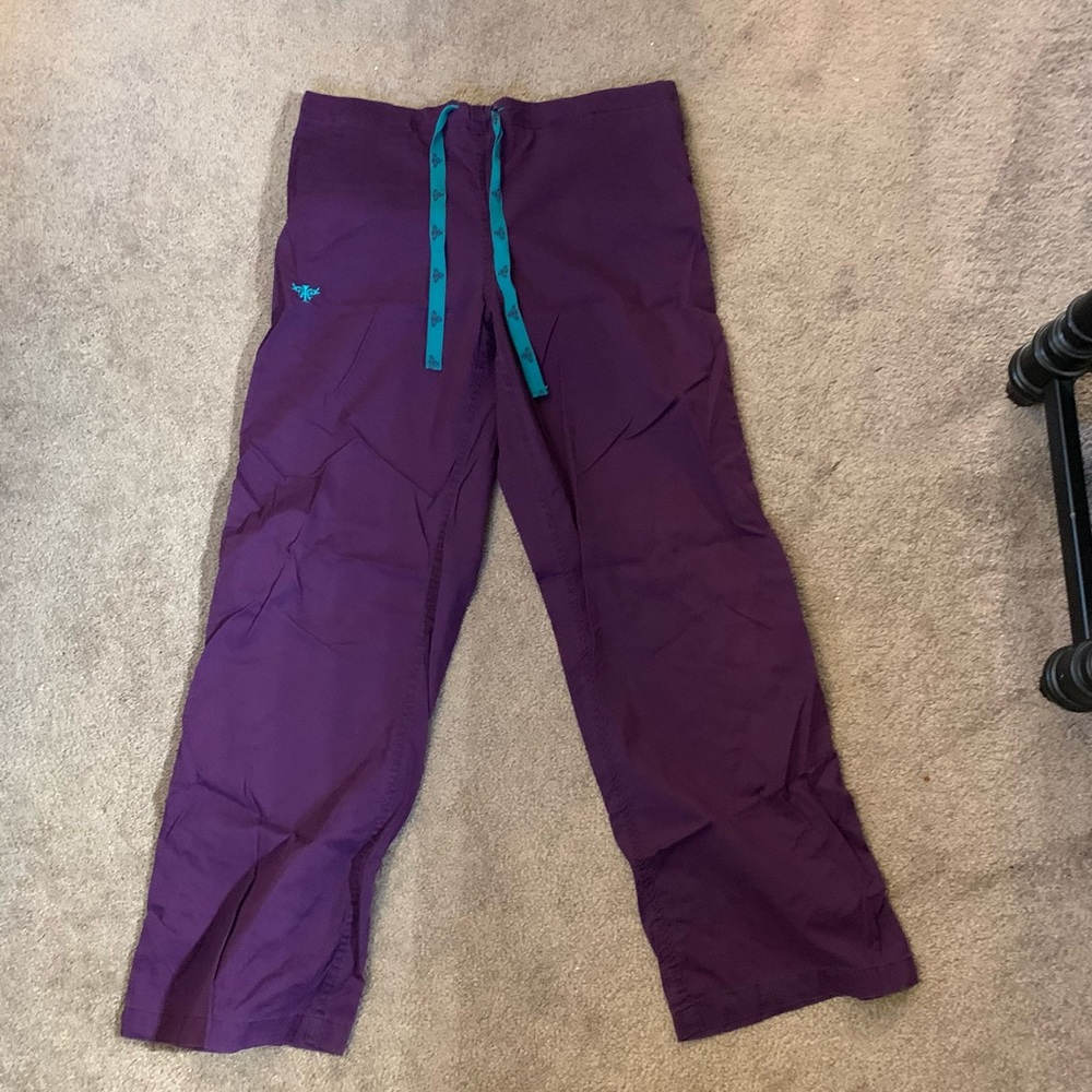 Med Couture scrub pants
